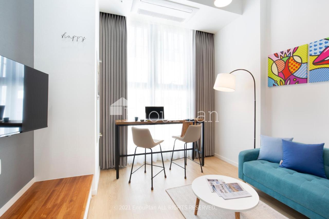 Busan Studio 202 Hotel Bagian luar foto
