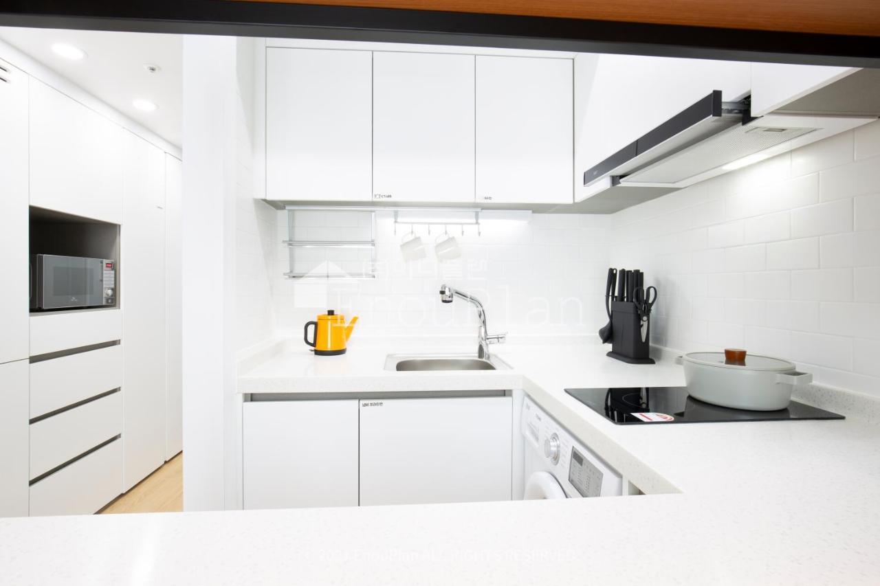 Busan Studio 202 Hotel Bagian luar foto