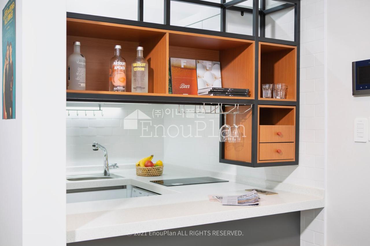 Busan Studio 202 Hotel Bagian luar foto